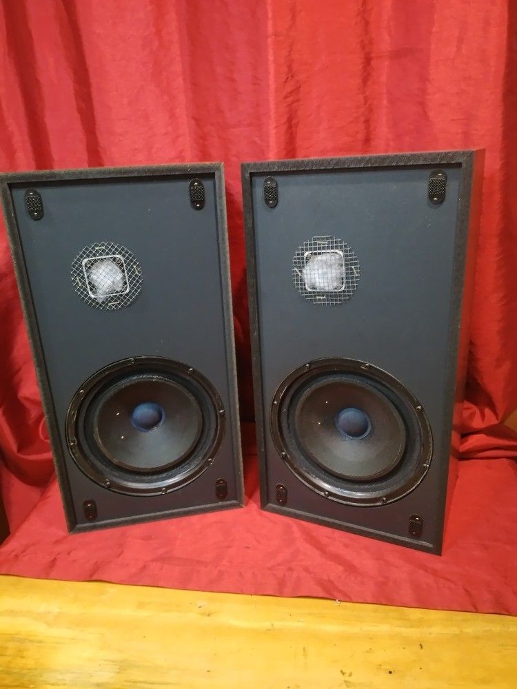 KLH Model 317 Speakers Excellent Condition Rare Vintage