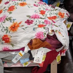 Lote De ropa Nueva 50 Piezas De Mujer Diferentes Tallas $350