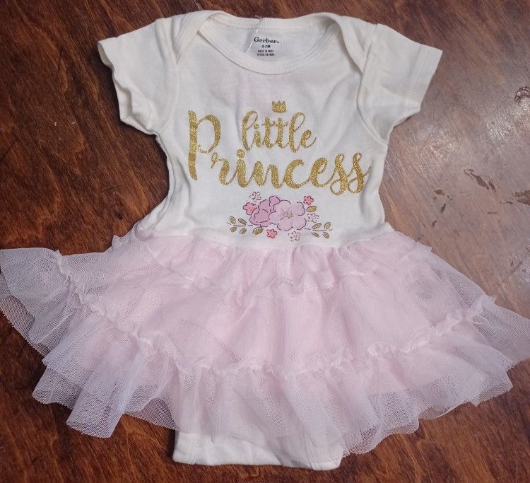 "Little Princess" Onesie Size: 0-3 Months