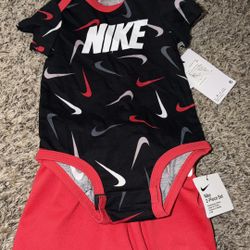 Nike Infant  Short Set 6 Months 