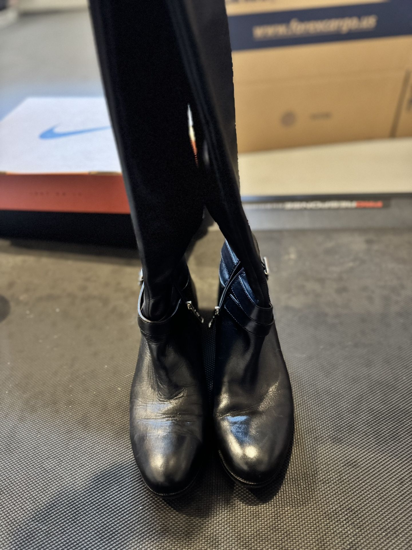 Pre-owned Ann Taylor's Boots