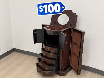 Large five drawer jewelry chest