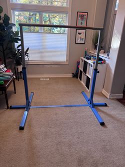 Gymnastics bar