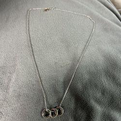 Three rings Silver necklace 