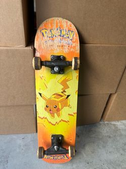 Pokemon Skateboard
