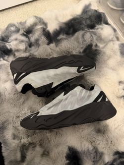 Yeezy 700