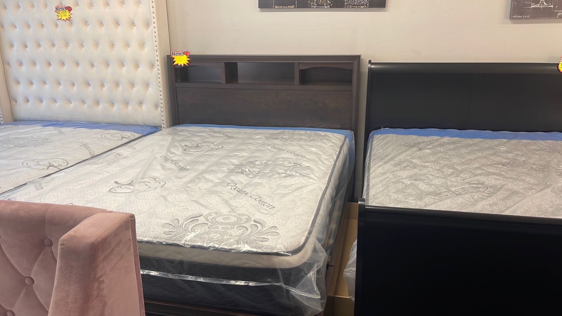 Queen Bed With Drawers 