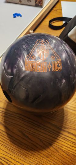 Roto Grip UC3 Bowling Ball