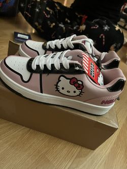 Hello Kitty Shoes