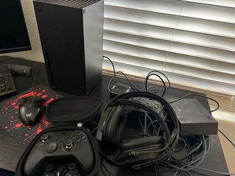 Xbox x, with cronus zen, strike pack and elite controller