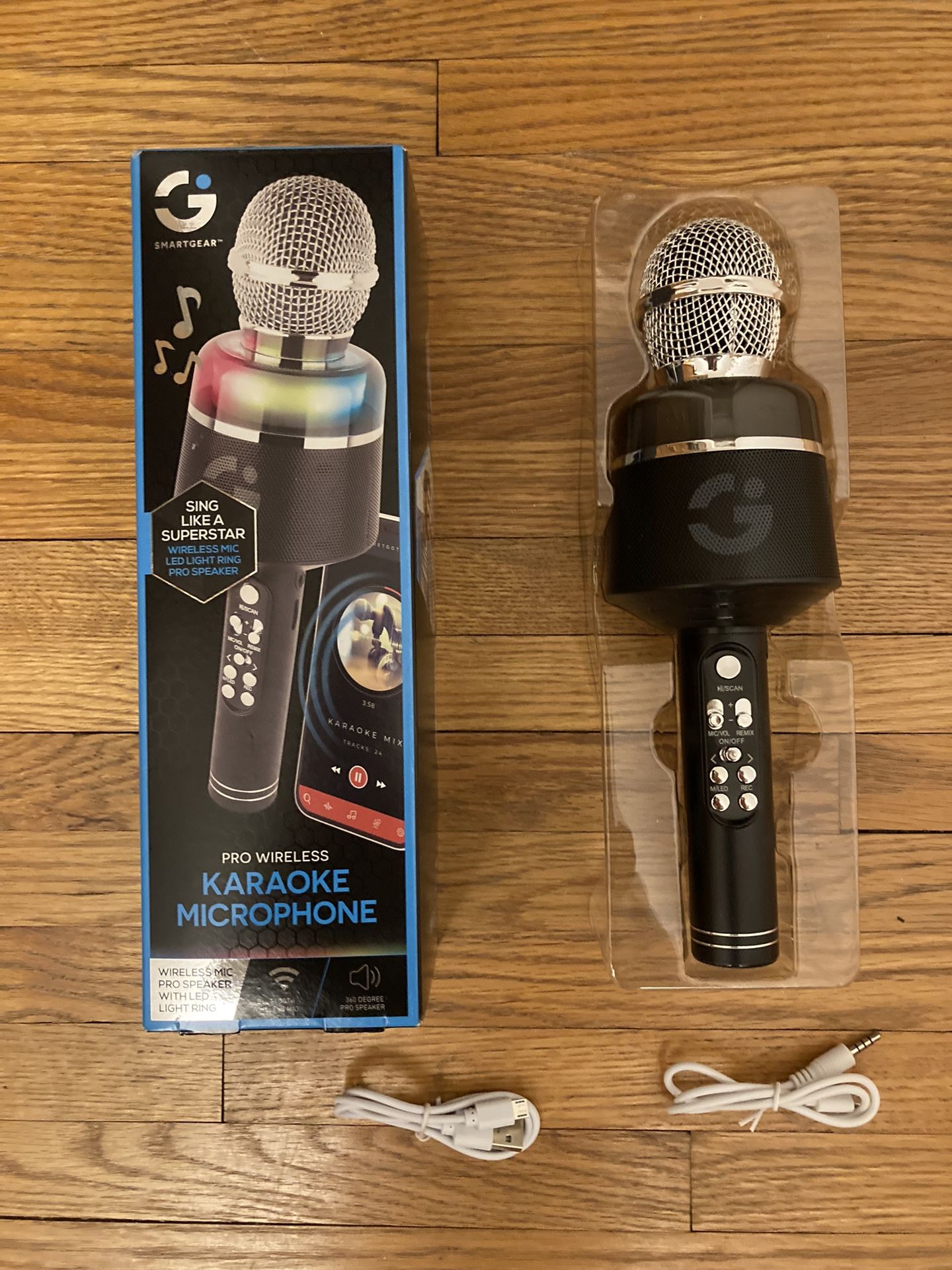 SmartGear Pro Wireless karaoke microphone