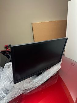 Multi screen home office setup
