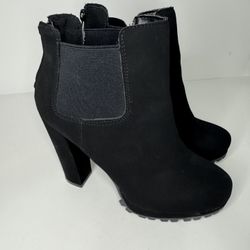 Classic Women's Boots, Chunky heel, High Platform Zipper, Black, Size 7.5