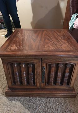 Square end table needs to be refinished