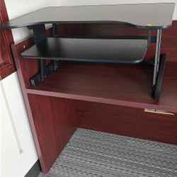 Adjustable height desk stand