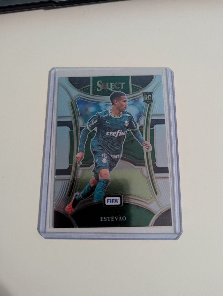 Panini Select estevao rookie card