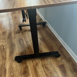 Electric Height Adjustable Desk