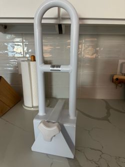 Drive Medical Tub handle