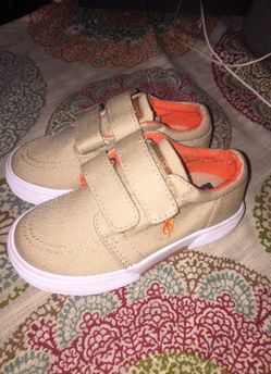 Baby polo shoes size 7