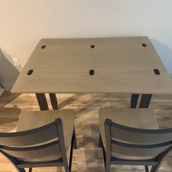 Extendable Dining Set 
