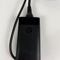 HP Computer AC Adapter 65W 19.6V 3.35A - L03314-020 # B13. Condition is Used