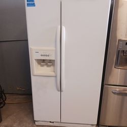 KENMORE REFRIGERATOR Side By Side 