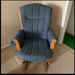 Dutailier Gliding Rocking Chair