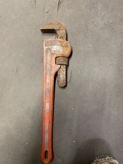 Pipe Wrench