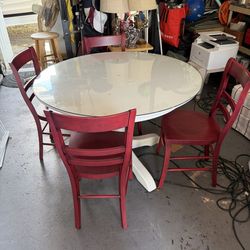 Pottery Barn Dining Room Table and  4 Chairs