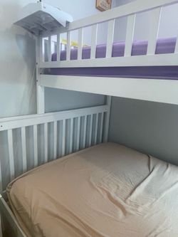 Bunk bed