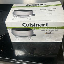  Cuisinart electric fondue set brand new $75