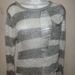 Issi Glamorous Silver Top