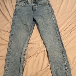 Women’s Levi’s Jeans 
