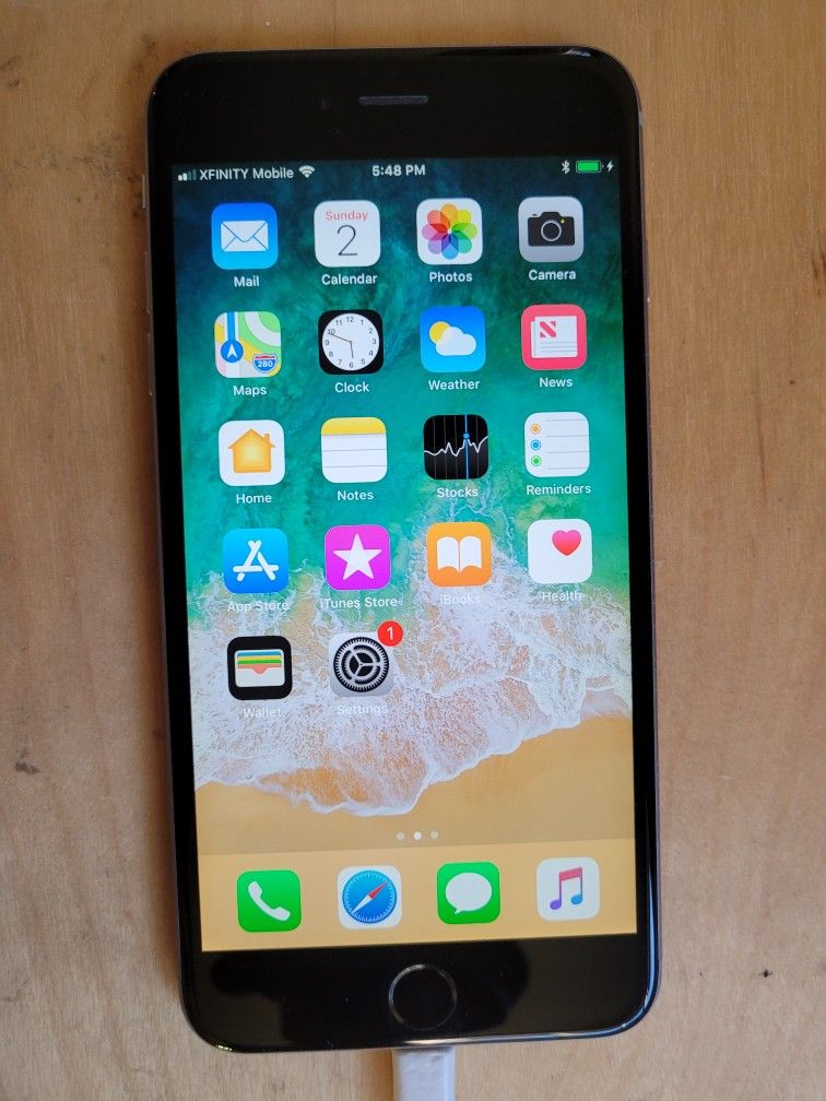 Apple iPhone 6 plus unlocked 16GB Yellowing screen