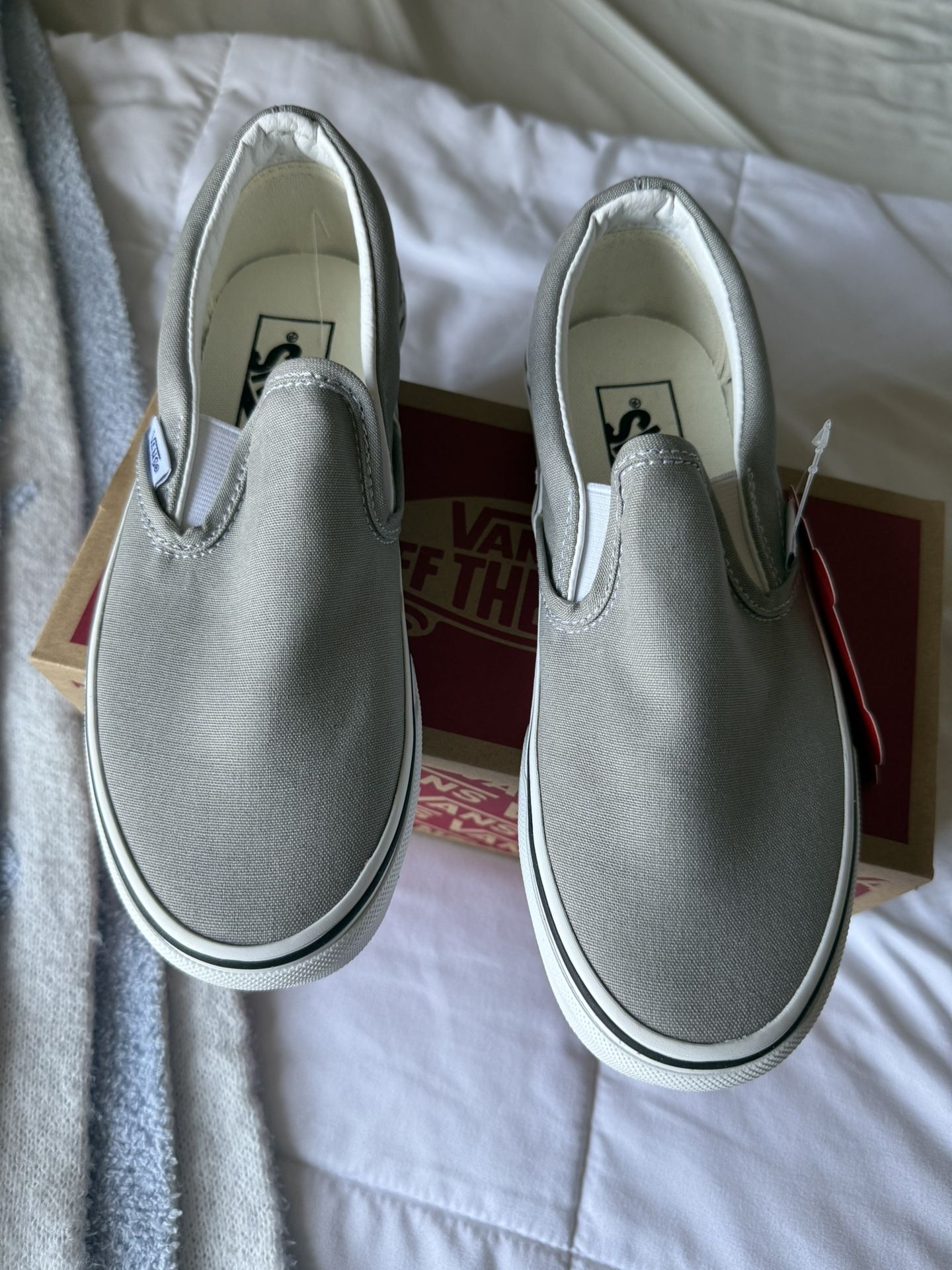 Slip on gray vans