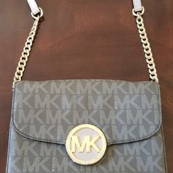 Michael Kors Crossbody Purse