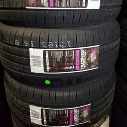 225 45 17 Set Of Tires 