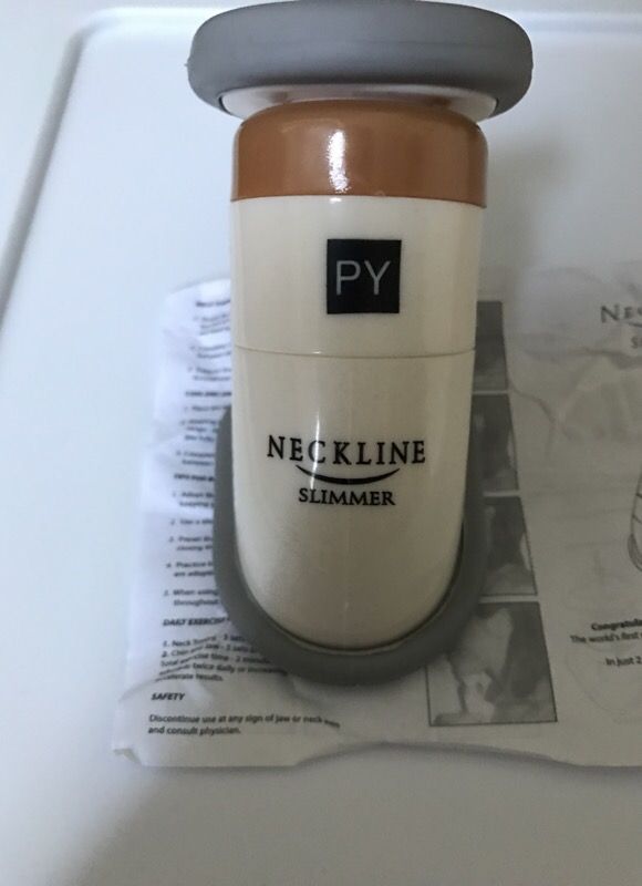 Neckline slimmer