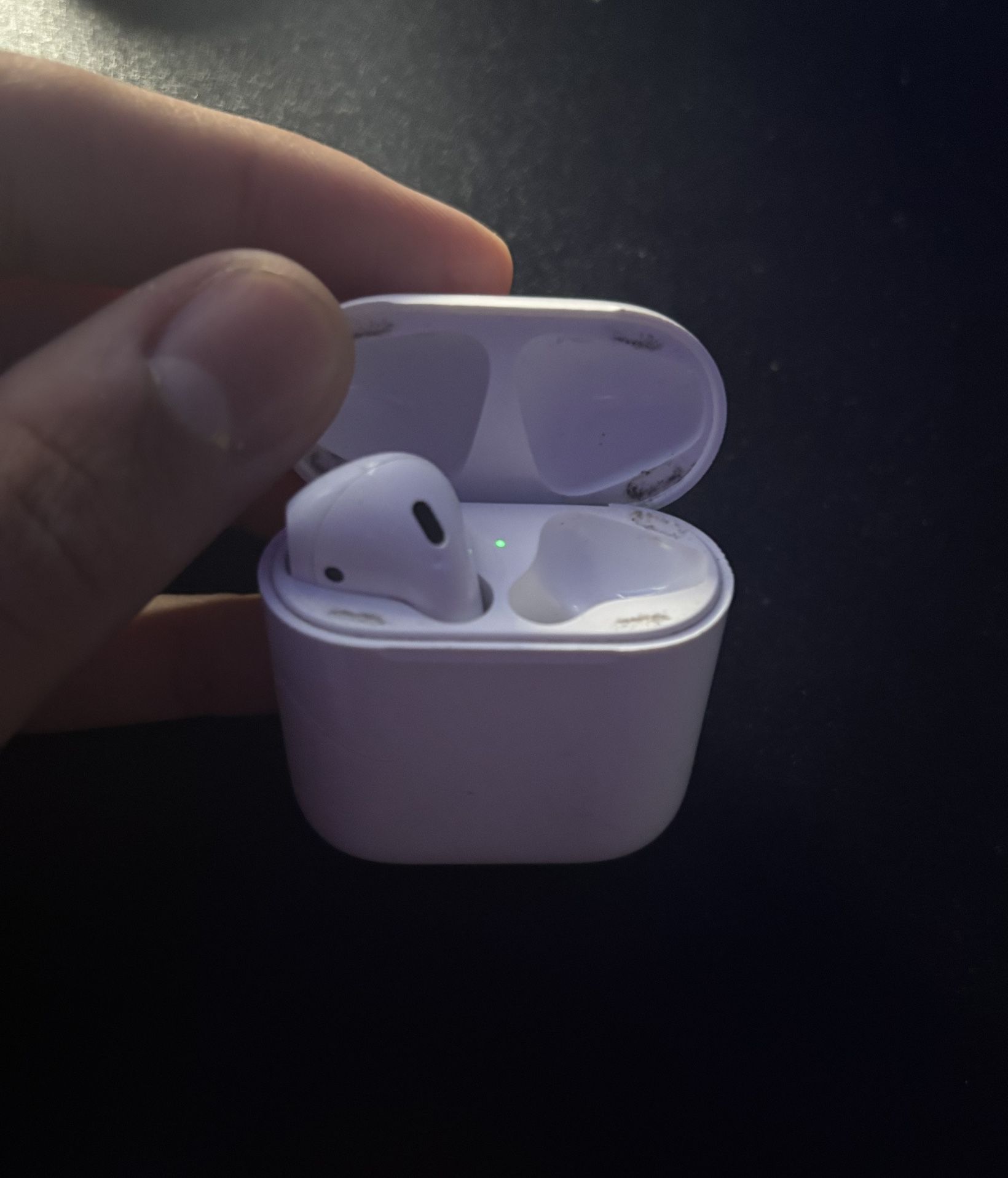 Airpods With 1 Pod