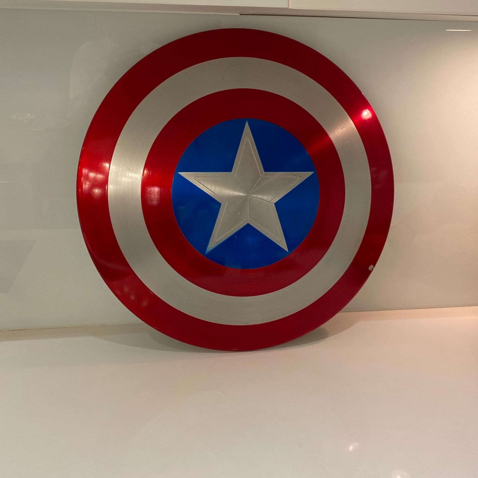 Marvels Legends Series - Captain America 75th Anniversary Metal Shield