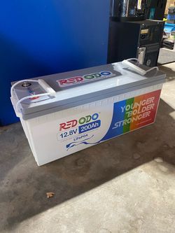 Redodo 12.8V 200Ah LiFePO4 battery