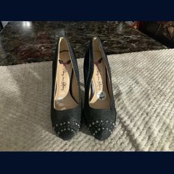 high heels size 8 