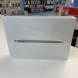 MacBook Air 2020 M1 256 SSD Silver With Apple Care
