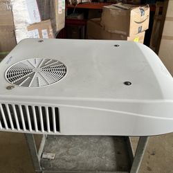 Coleman Powermate 47 22 3- 076 Mach 8 Plus 13 500 Btu RV Air Conditioner Arctic White