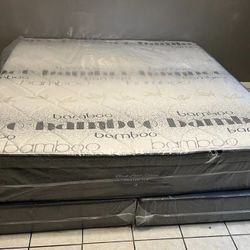 NEW MATTRESS KING SIZE PILLOW TOP WITH BOX SPRING 