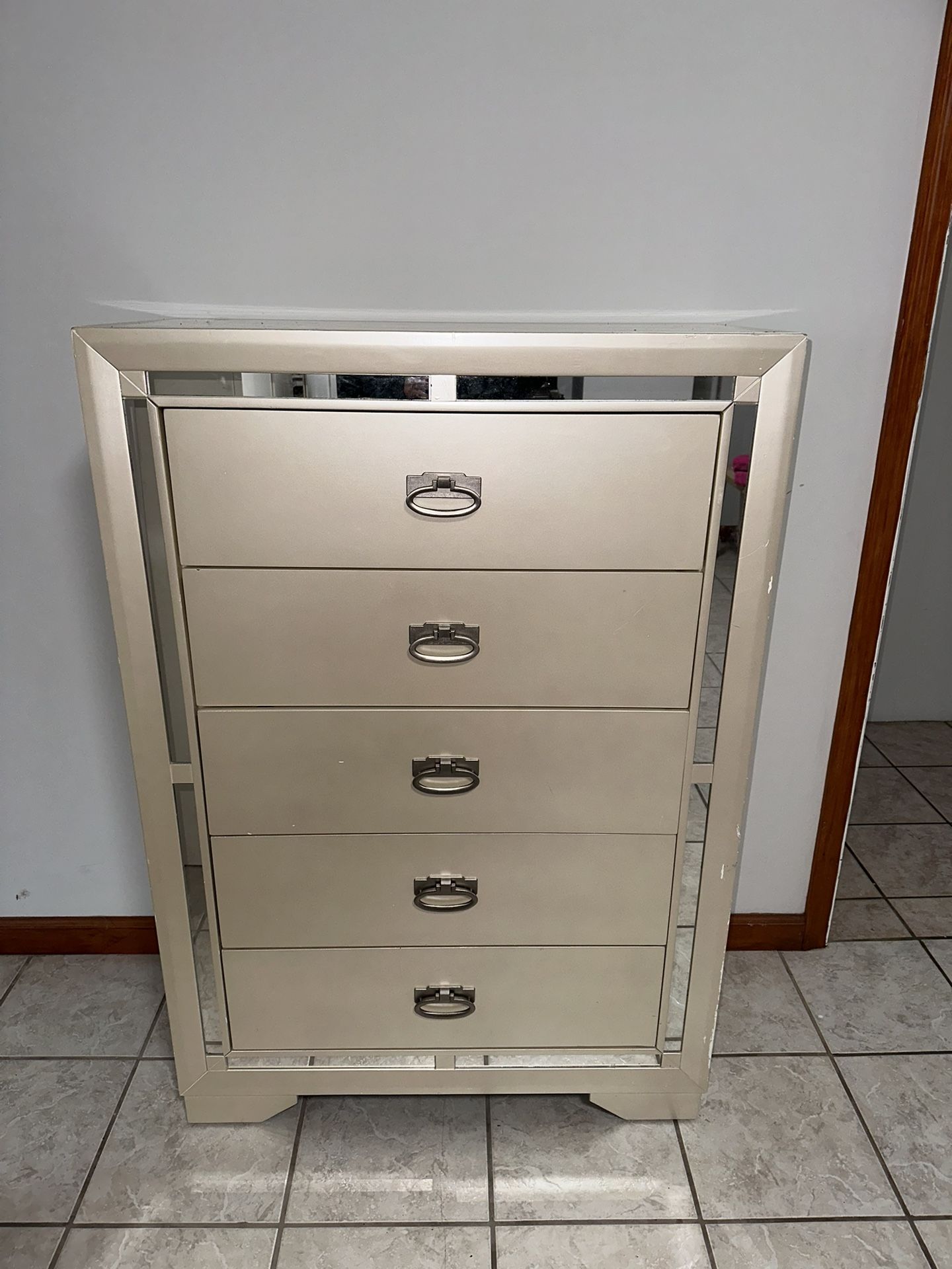 Champagne Chest