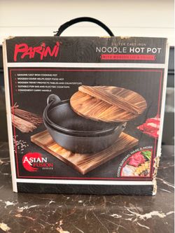 Parini - Noodle Hot Pot with wooden lid and Trivet
