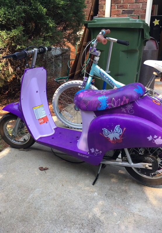 Razor scooter light comes on needs new battery Hannah Montana