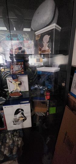 Black Glass Display Cabinet NOT WITH THE ITEMS INSIDE