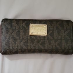 Vintage Michael Kors Logo Clutch Wallet